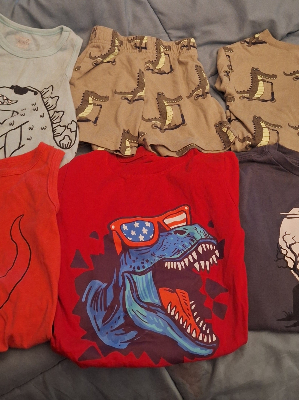 Kids 3T and 4T Red Dinosaur Graphic Tee - Unbranded